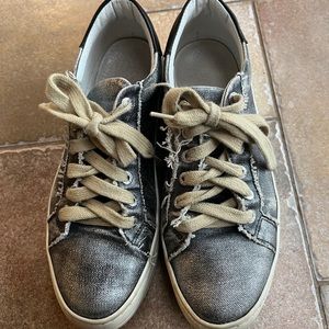 JSlides silver distressed platform sneakers